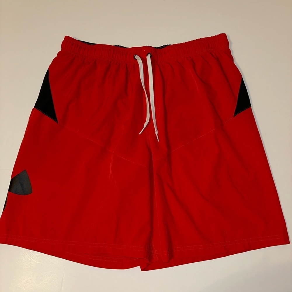Under Armour Shorts XL | Red Black | Elastic Waist | Graphic Logo